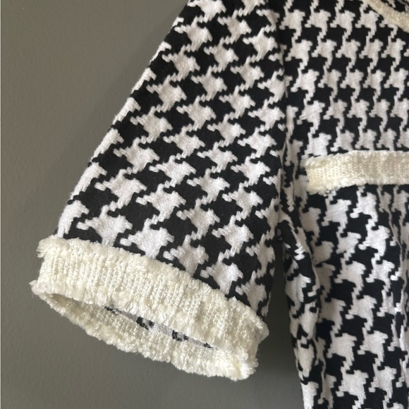 SHEIN size XS, Elegant Black and White Houndstooth Dress, mini, fitted, zipper - Picture 3 of 8